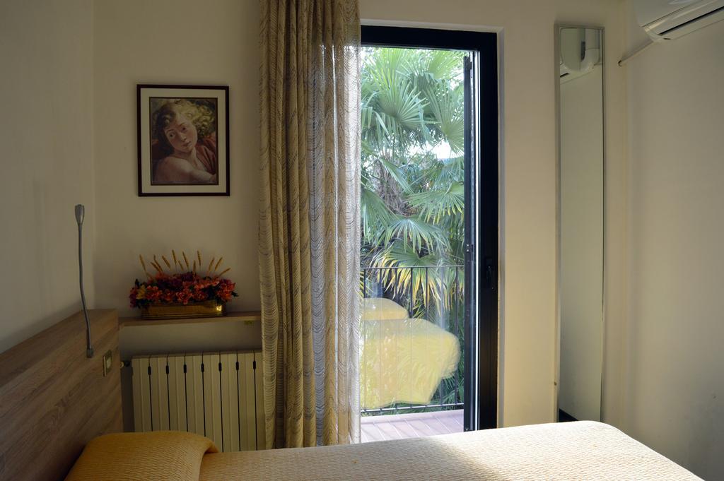 Bed and Breakfast Il Corso Новара Экстерьер фото